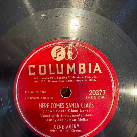 Columbia records 10" 78 speed vintage record "Here Comes Santa Claus" - Picture 3 of 6